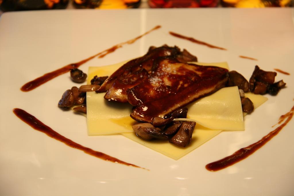 Logis Au Canard Gourmand Samatan Zewnętrze zdjęcie